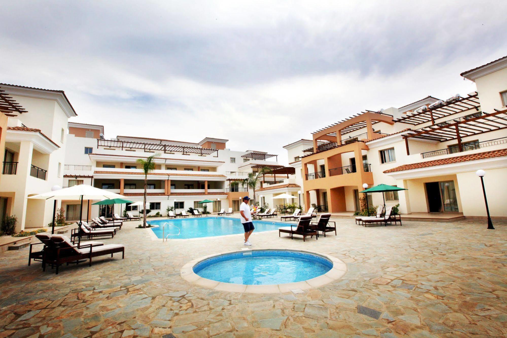 Oracle Exclusive Resort Paphos Exterior foto